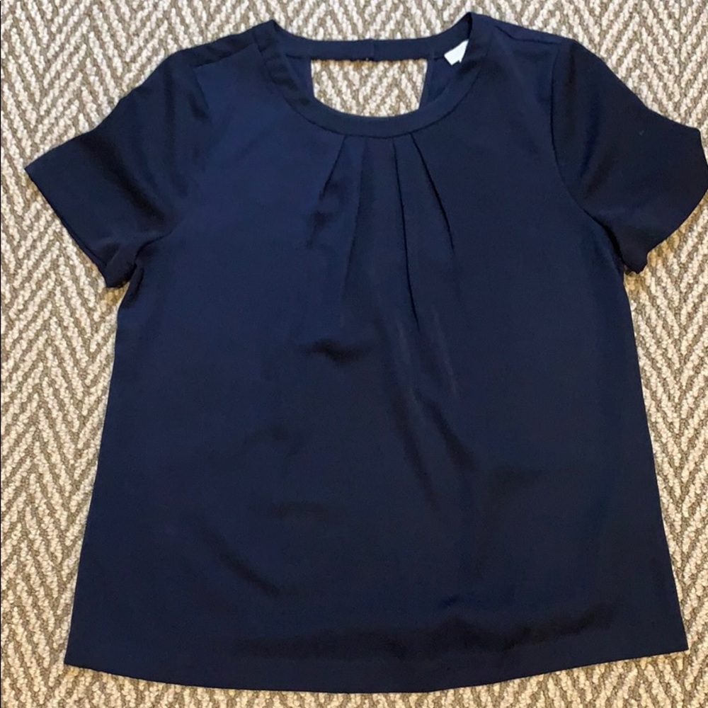 Keyhole back j crew navy blouse!